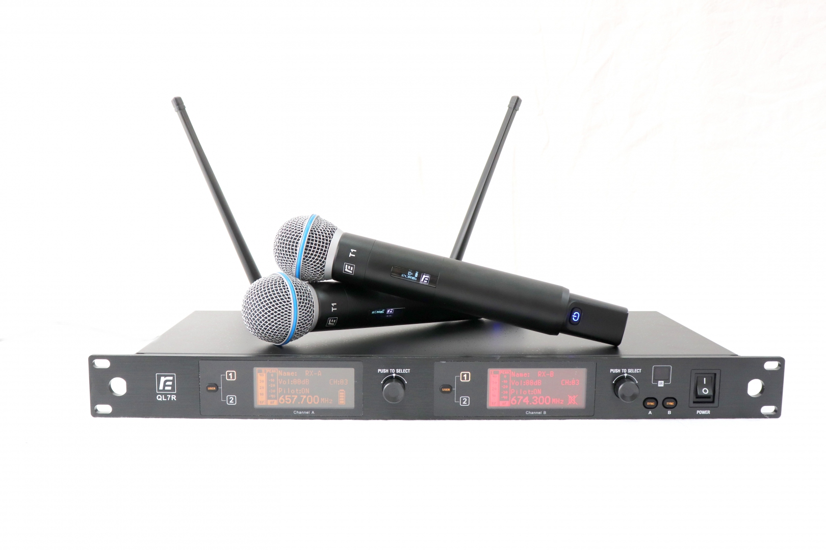 RFIntell QL7R/T1-B 720,500-754,000 МГц 2-канальная радиосистема с 2-мя ручными микрофонами в Саратове